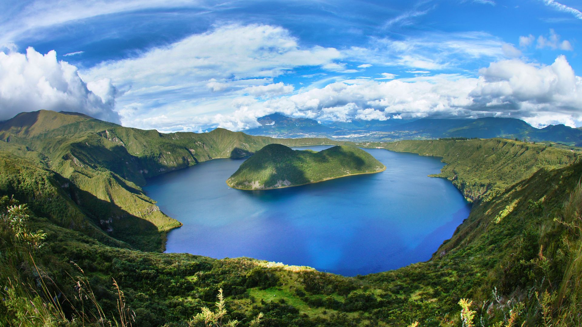 équateur-lagune-de-cuicocha