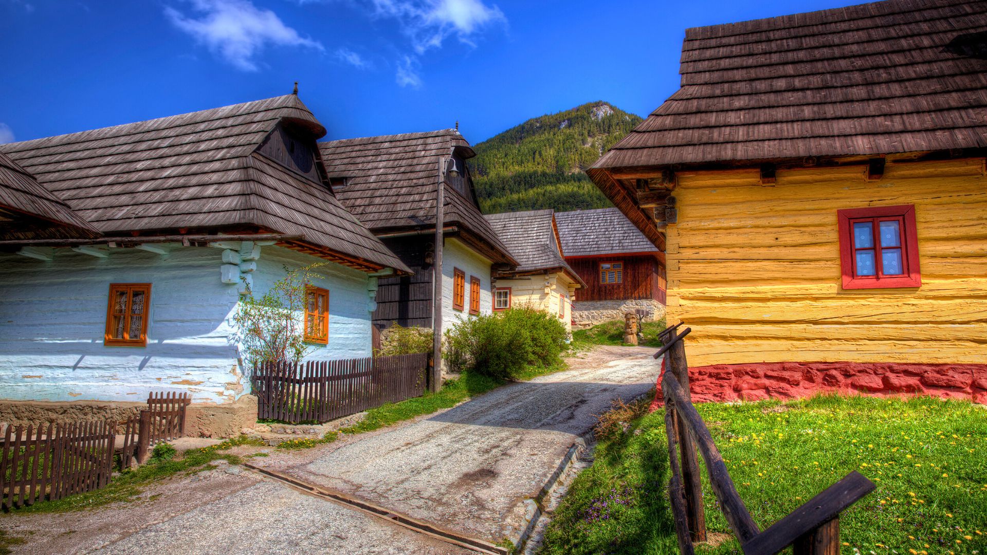 village-de-vlkolínec-slovaquie